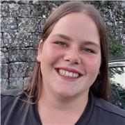 Italiano, sono Uan studentessa neo diplomata